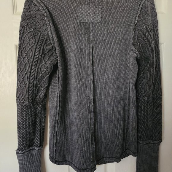 We the Free Twisted Cable Cuff Thermal - Picture 6 of 6